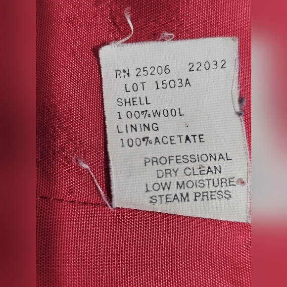 RADCLIFFE Women's Red Blazer - Picture 7 of 8